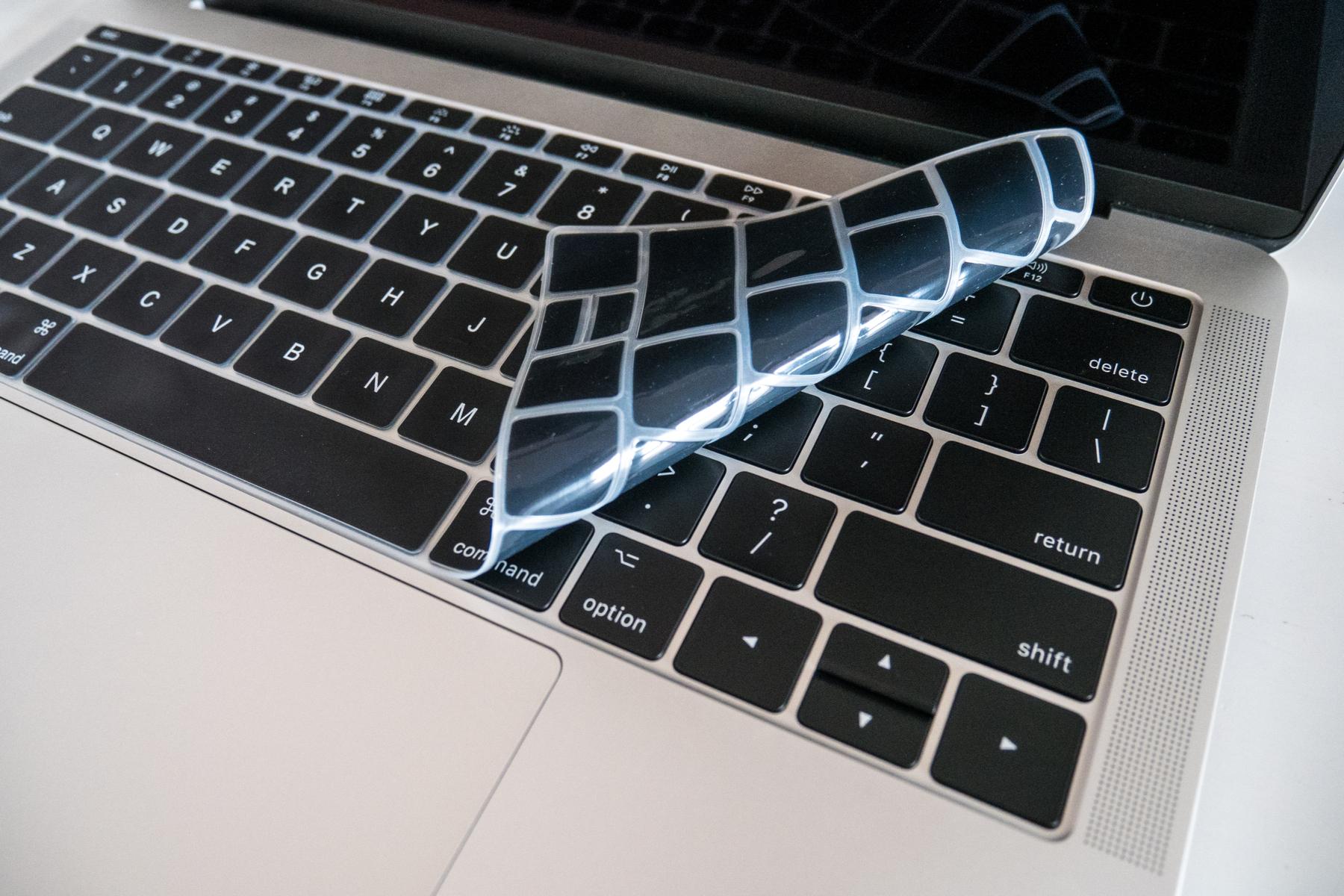 MacBookにキーボードカバーを使ってはいけない理由 | ギズモード・ジャパン
