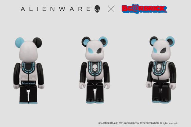 alienware_present_bearbrick