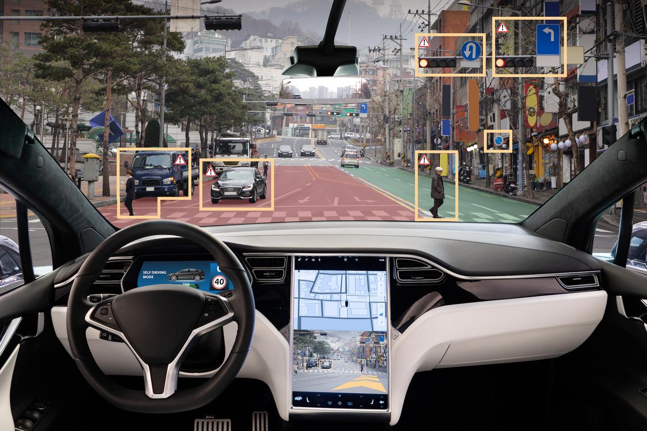 テスラのオートパイロットは、オートパイロットなしよりも3倍以上、全自動車平均よりも9倍近く安全みたい