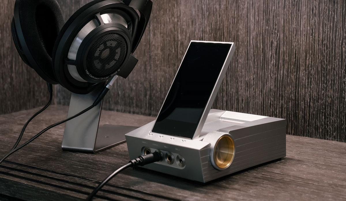 ご自宅の美音快音の源となるデスクトッププレーヤー「ACRO CA1000