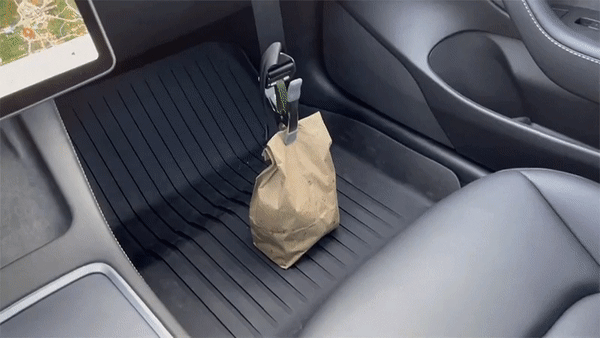 こうすりゃいいのね 助手席の荷物が倒れないモノ用シートベルトがコロンブスの卵的な ギズモード ジャパン こうすりゃいいのね 助手席の荷物が倒れないモノ用シートベルトがコロンブスの卵的な ギズモード ジャパン