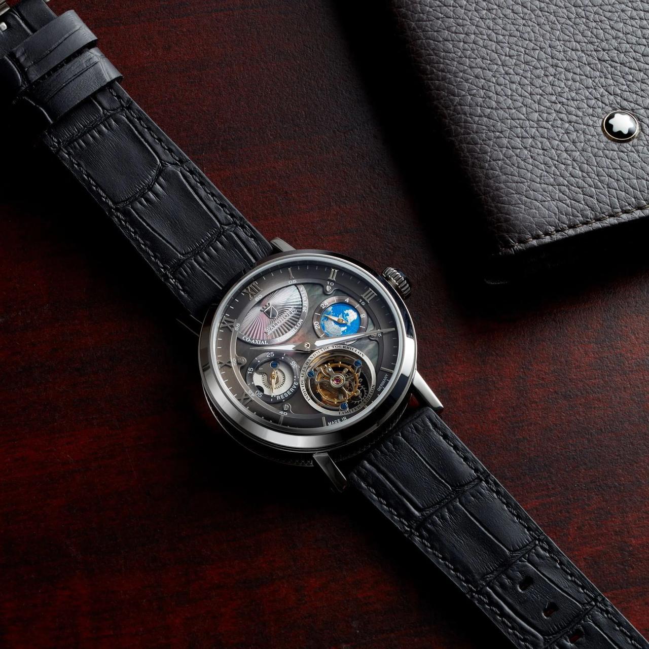 新鋭ドイツブランド発。高品質なのに手が届くトゥールビヨン搭載腕時計