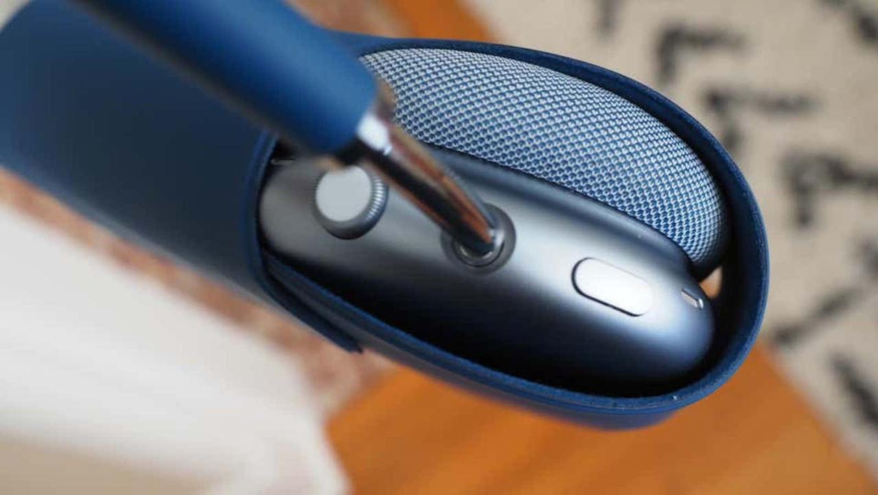 大幅値下げ可能です】AirPods MAX (AirPods Max2を待つべきか 大幅値下げ可能です】AirPods MAX (AirPods Max2を待つべきか