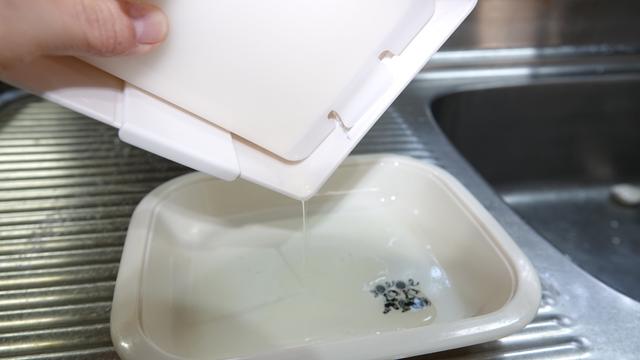 豆腐をおいしく食べたい。それなら、水切り器は大いに使う価値アリ！ | ギズモード・ジャパン