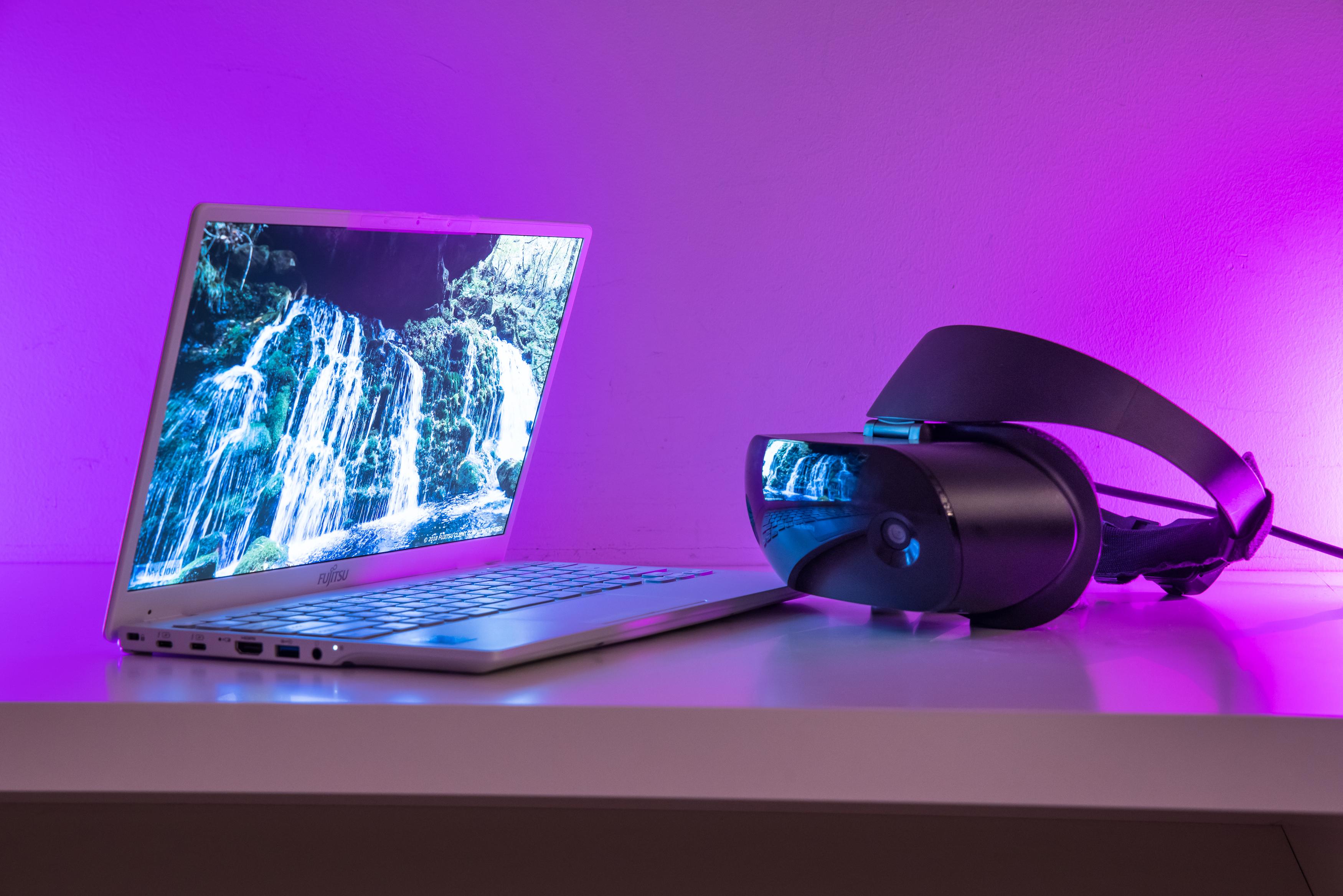 800g台なのにこんなにパワフルなの？ インテル® Evo™ プラットフォーム