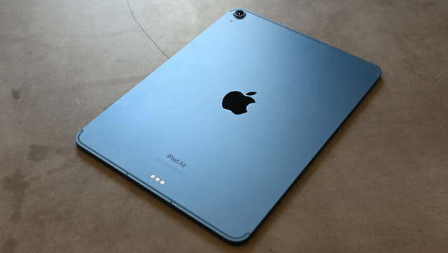 20220328iPadAir2022_rear