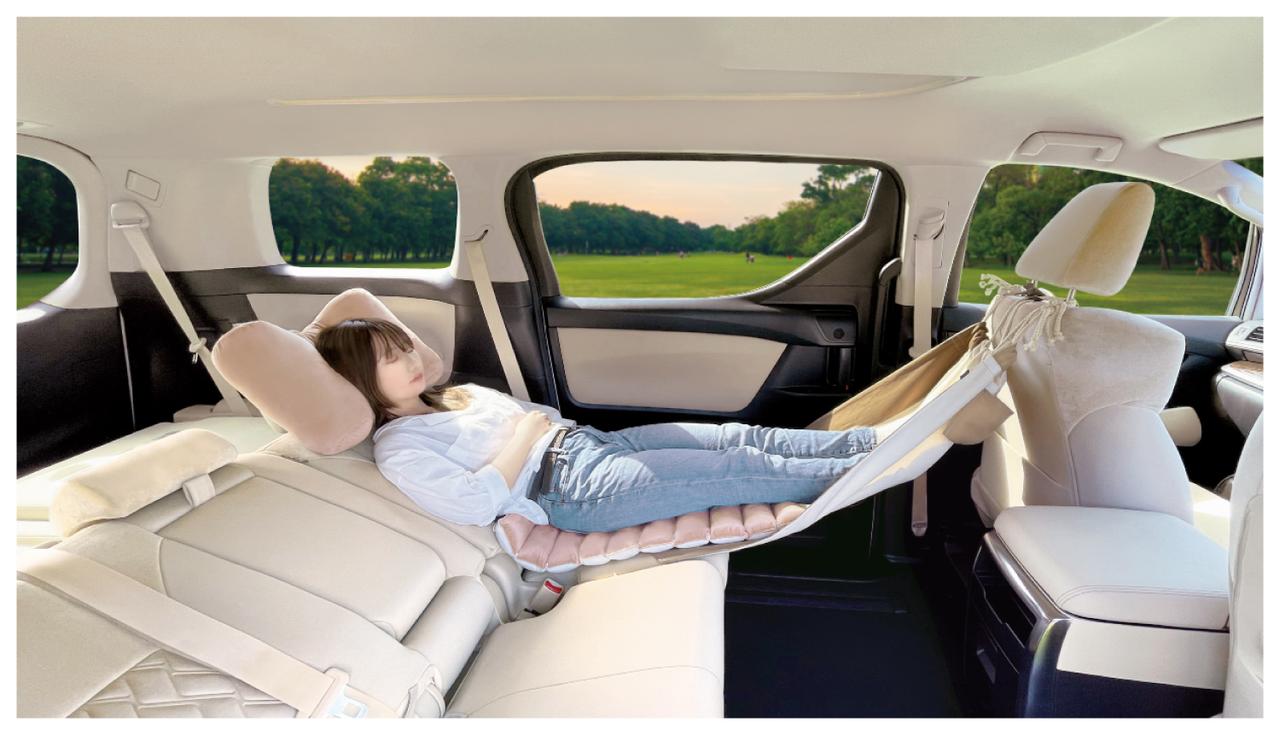 車中泊で快眠を。自動車内で使えるハンモック｢シャーミング（車眠具）｣