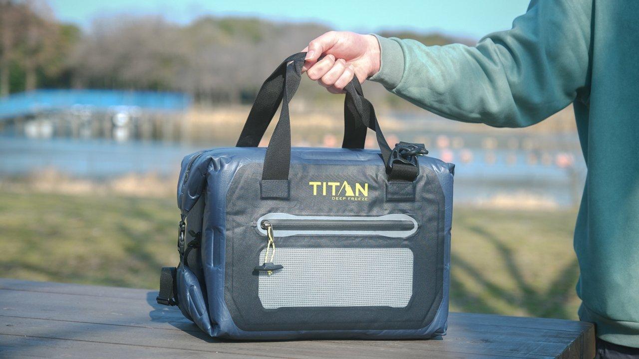 保冷力にも自信あり！畳めてコンパクトなクーラーバッグ｢Titan Deep Freeze Air｣を使ってみた | ギズモード・ジャパン