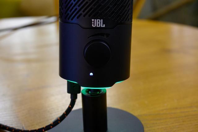 220412jbl-03