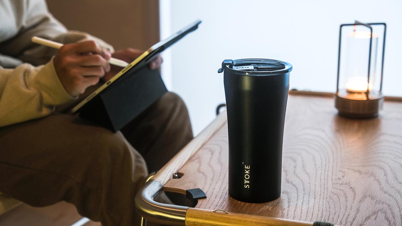 温度も風味もキープ！ セラミックコートの漏れないタンブラー｢STTOKE｣を使ってみた