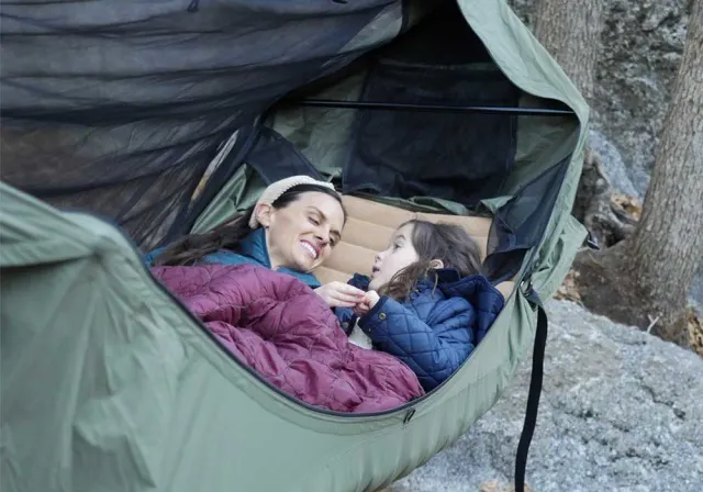 まっすぐ横になれるハンモックテントに豪華仕様「Haven Tent Safari」が ...