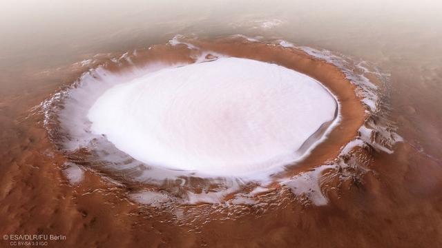 200623_beautifulsolarsystem_korolevcrater