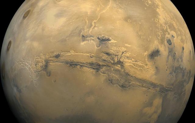 200623_beautifulsolarsystem_martiancanal