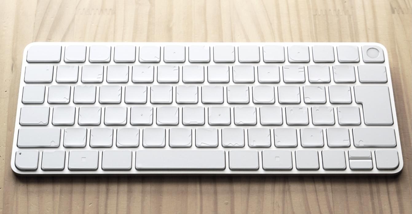 AppleのMagic Keyboardを｢ほぼ｣無刻印化できるステッカー | ギズモード 