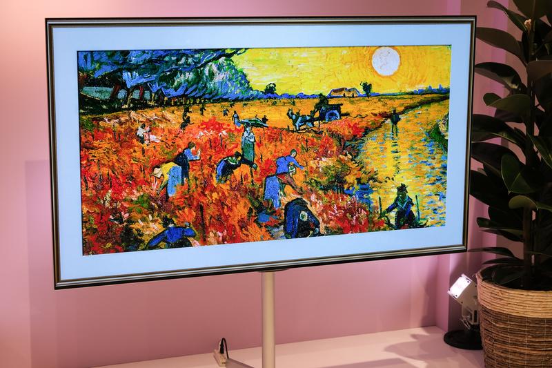 高画質への追求と、業界最小42インチの登場。LGが2022年の有機ELテレビ 
