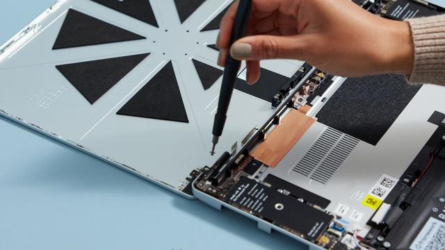 220520_frameworklaptop3
