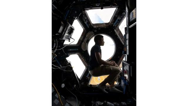 220527_iss02