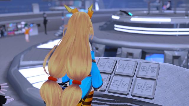VRChat_3840x2160_2022-05-23_22-28-11.415_R