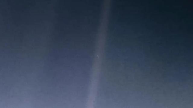220530earth8