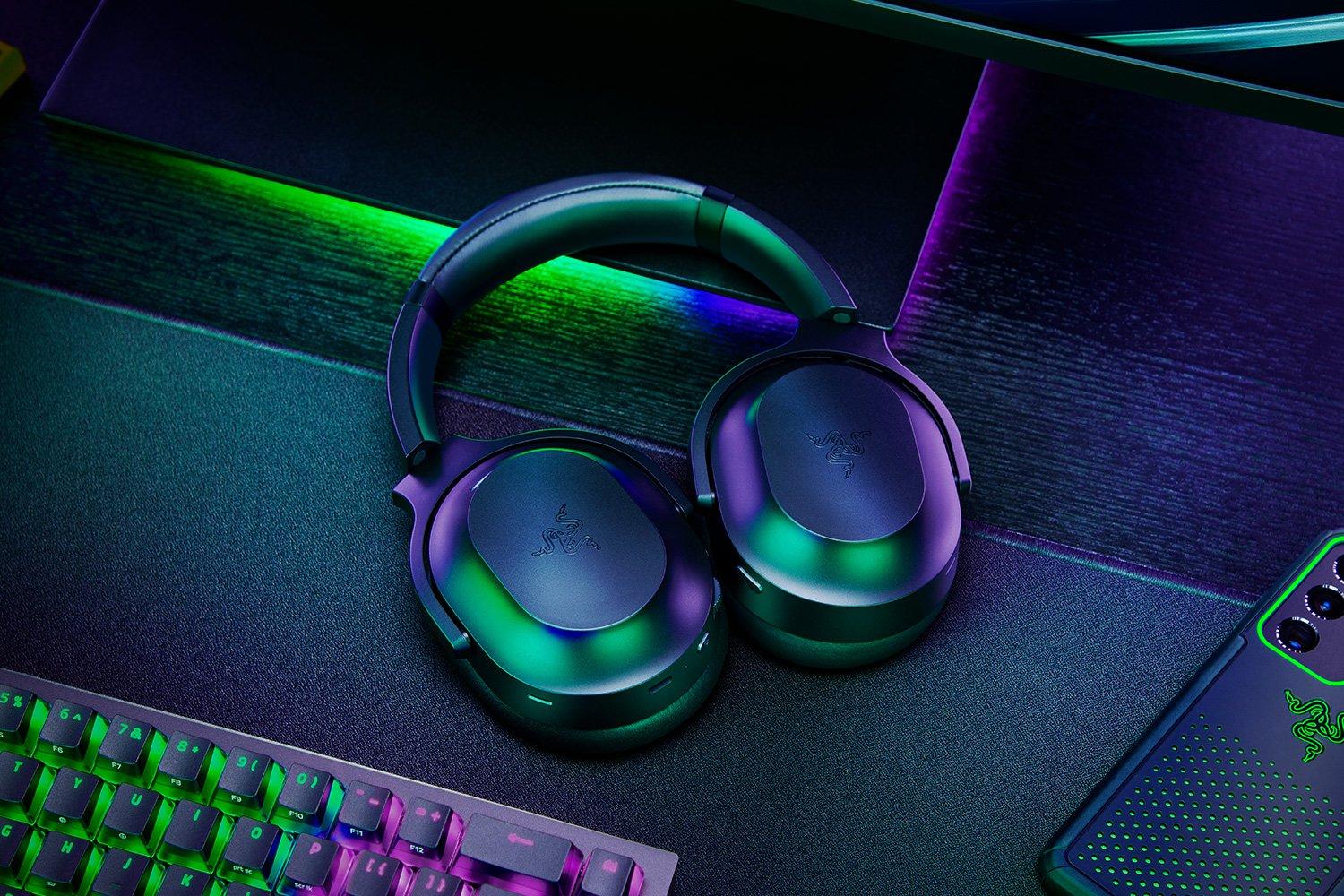 Razerのワイヤレスヘッドホン｢BARRACUDA PRO｣、ゲームへの没入感が並み