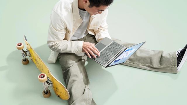 220603surfacelaptopgo203