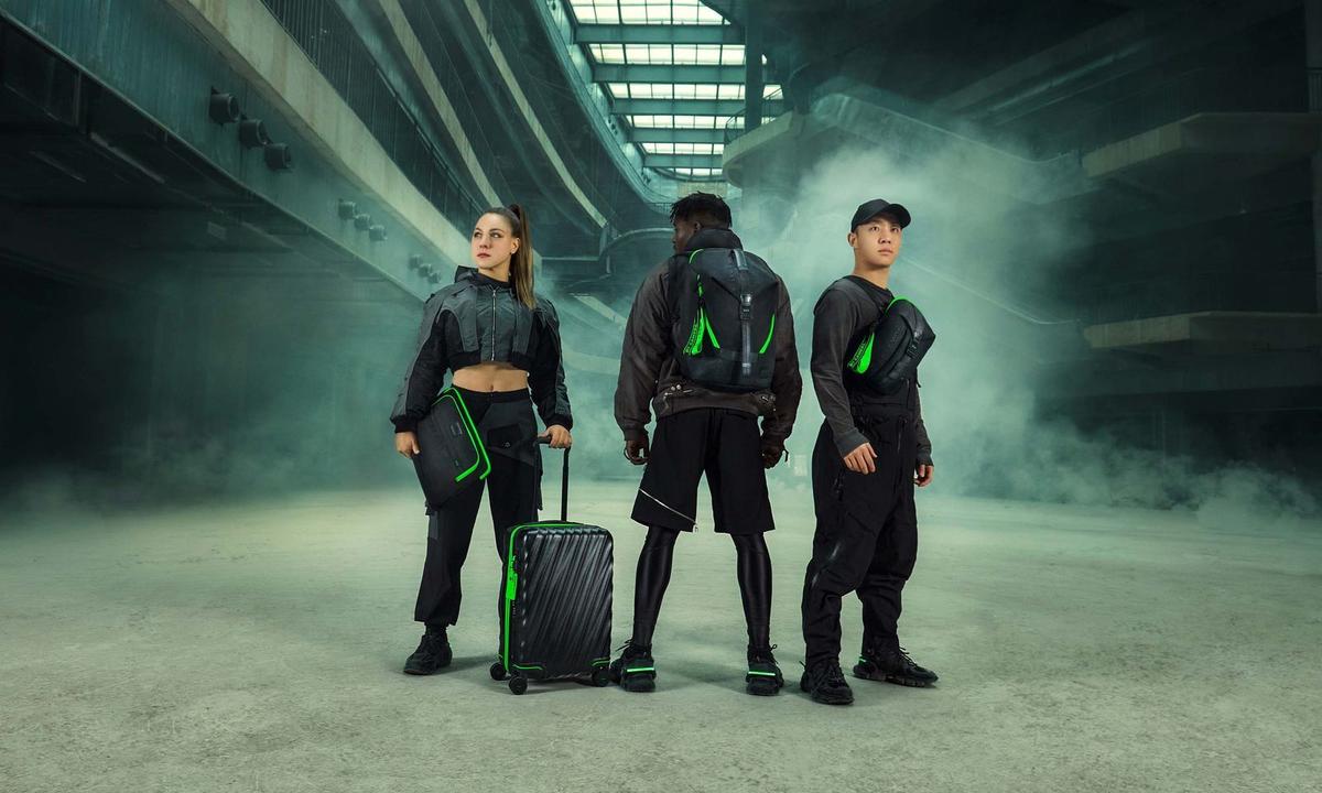 TUMI x RAZER コラボ ビジネスバッグ TUMIがRazerとコラボ。ゲーマー心に刺さるスパルタンなデザインの