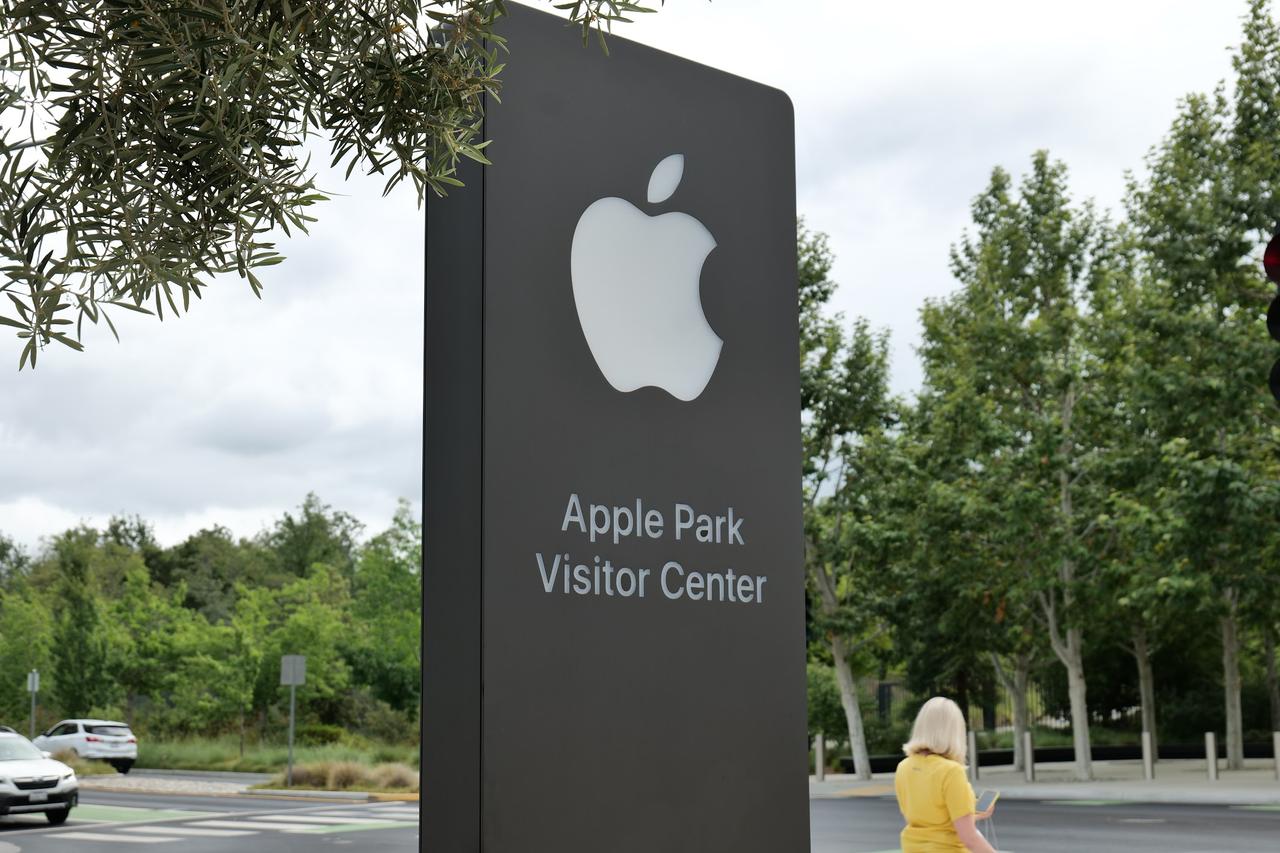 【現地写真レポ】ギズモード・ジャパン編集長、Apple Park Visitor Centerいるってよ #WWDC22