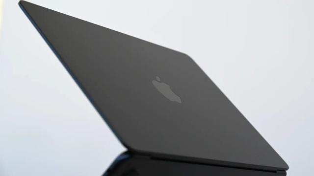 M2搭載の新型MacBook Airさっそく触ってみた！ 米ギズモードからの報告です | ギズモード・ジャパン