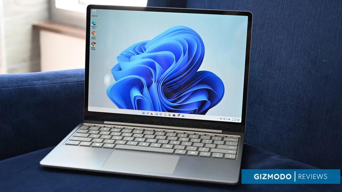 あと一歩で名作になれるお手頃ノートPC：Surface Laptop Go 2 