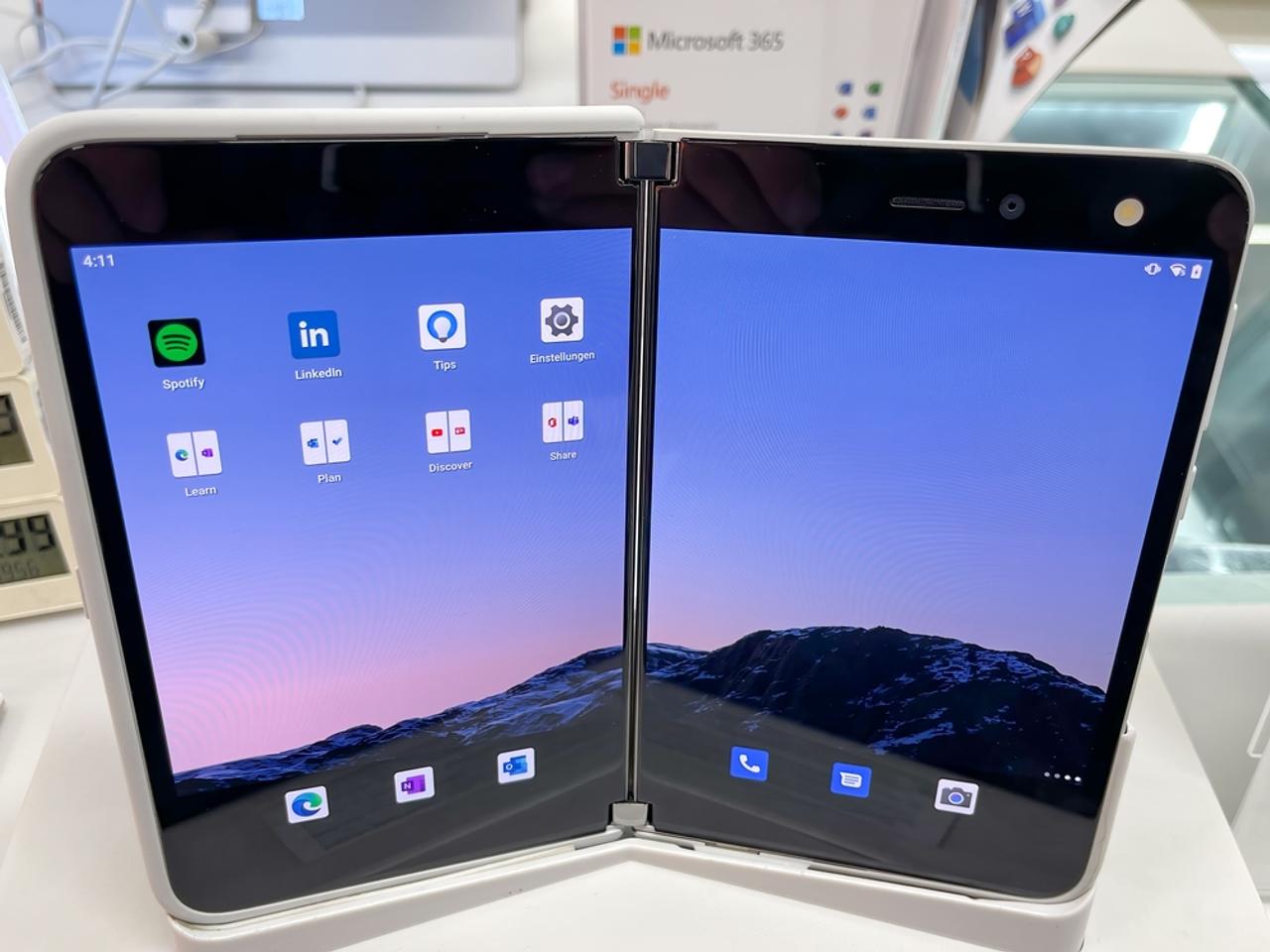 次期Surface Duoはヒンジがなくなって｢OPPO Find N｣っぽくなる？