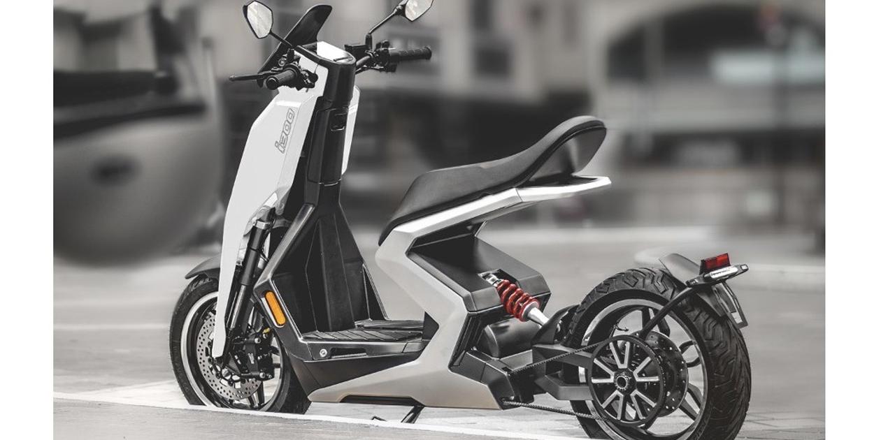 電動スクーター SKIP - オートバイ車体