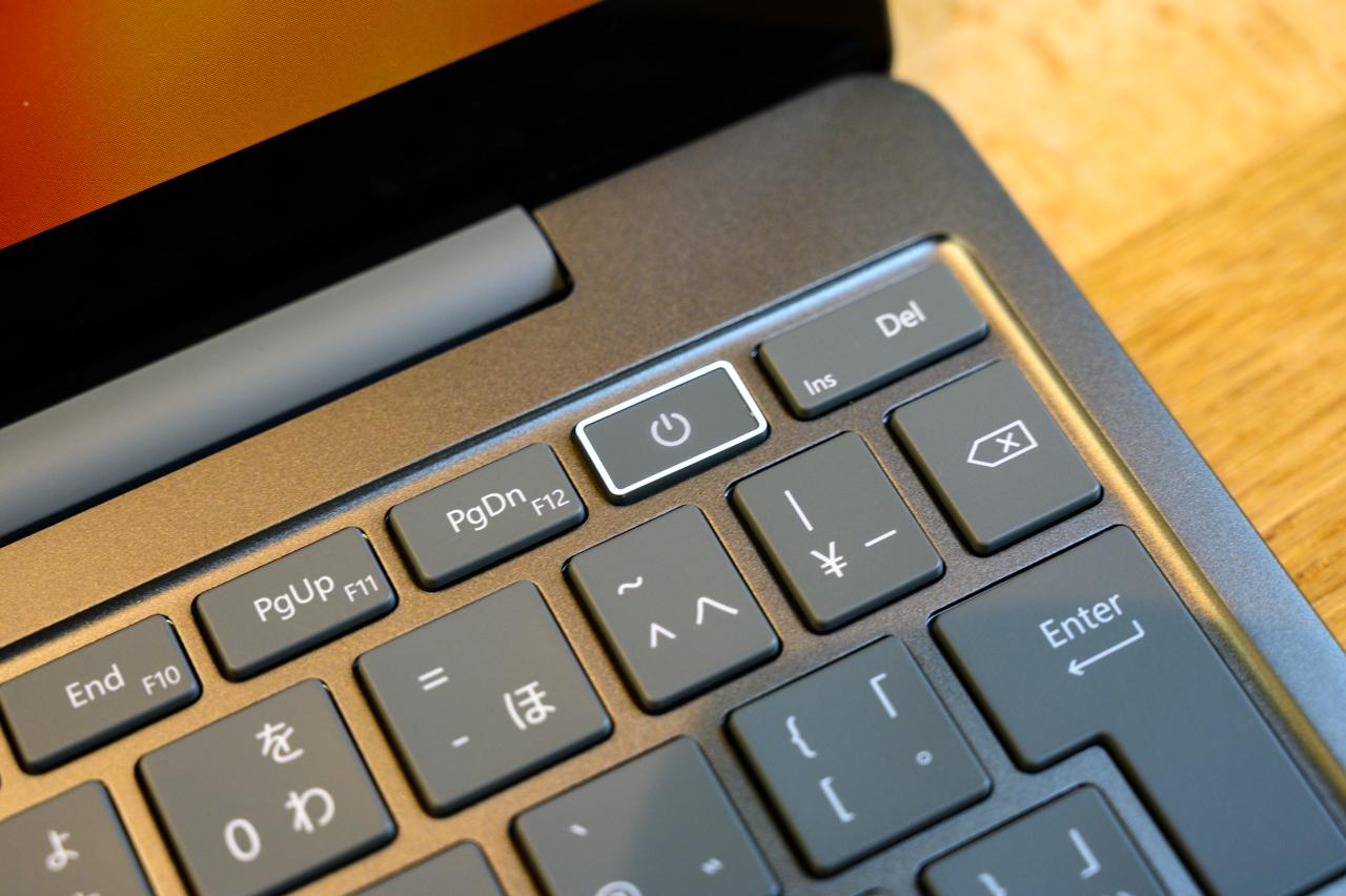 いま一番欲しいモバイルノートPC｢Surface Laptop Go 2｣。発熱以外は