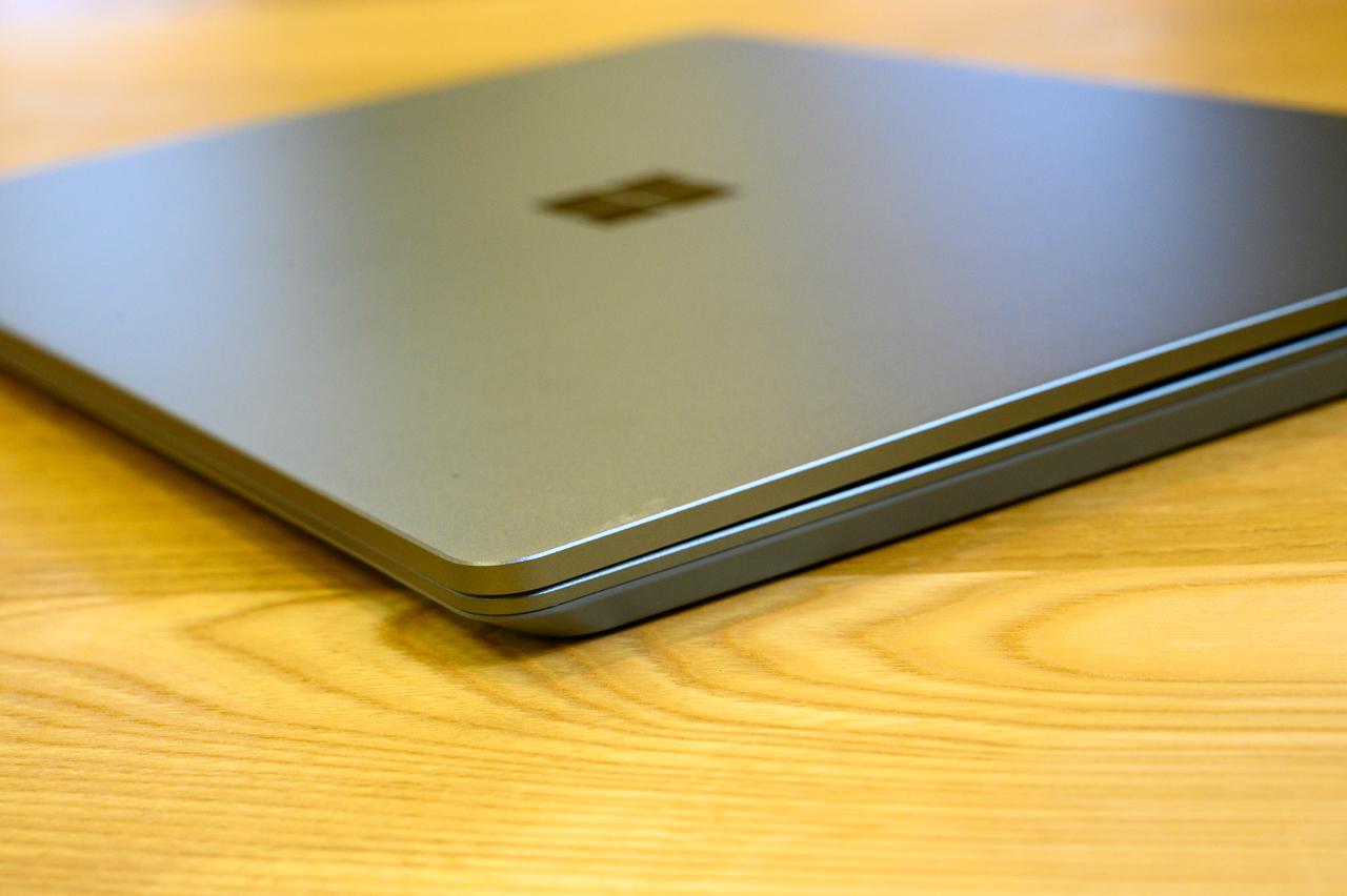 いま一番欲しいモバイルノートPC「Surface Laptop Go 2」。発熱以外は