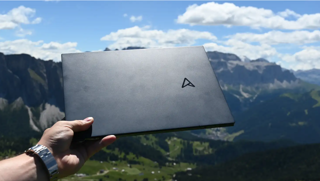 20220726ZenbookS13OLED_f_front