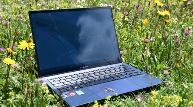 20220726ZenbookS13OLED_sm