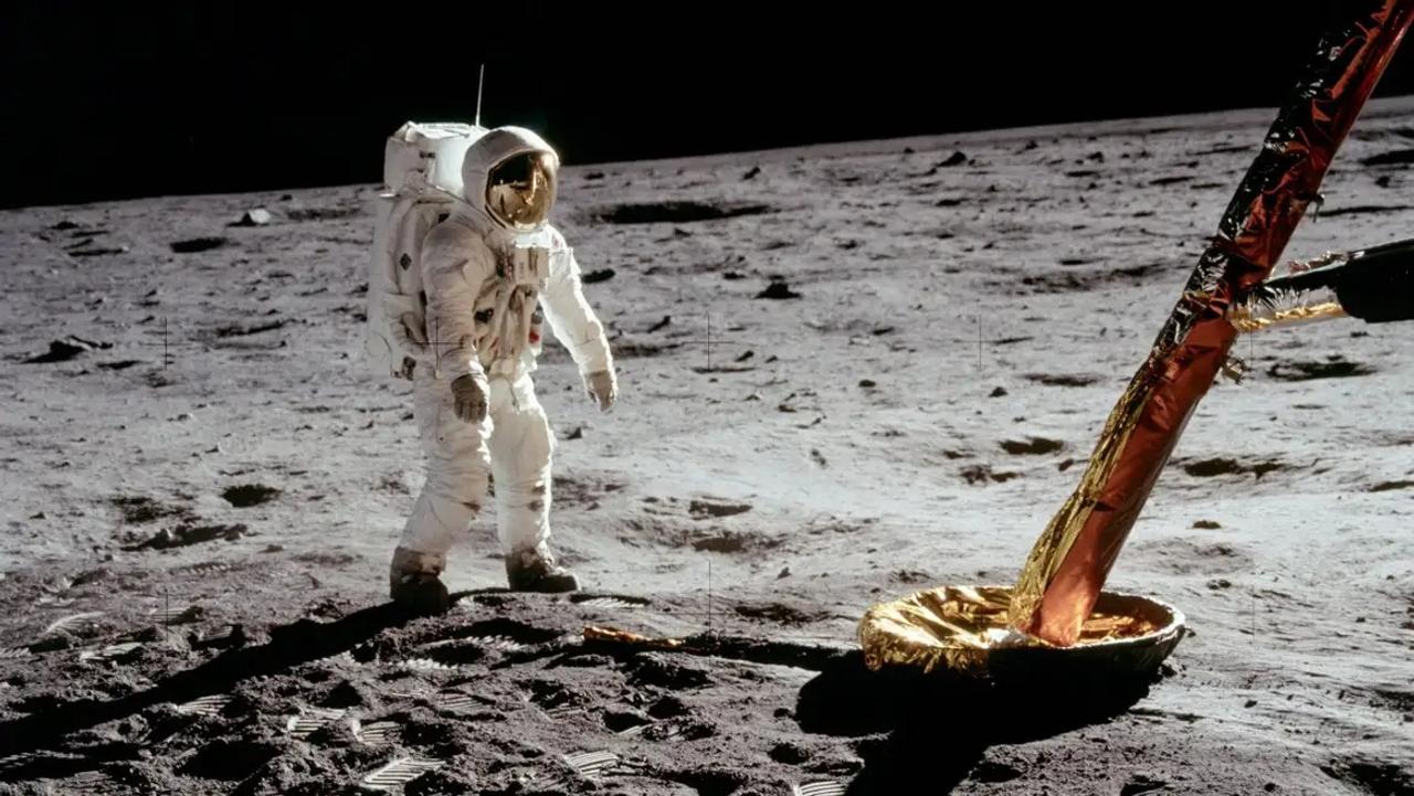 有名なアポロ11号ミッションの、有名でない写真25選