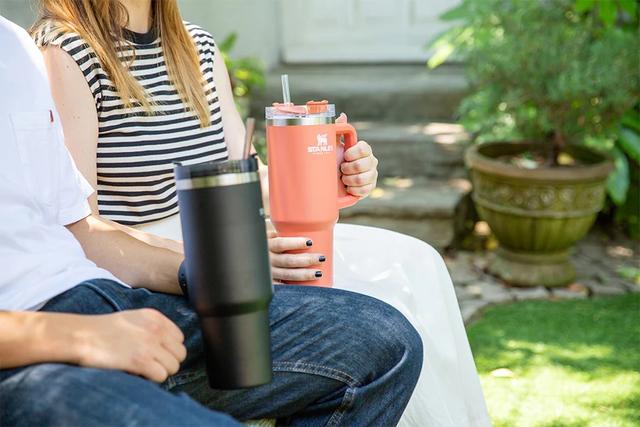 220728stanleybottle_02