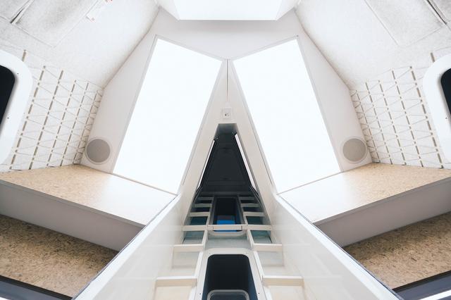 Interior3_1658165791412-HR