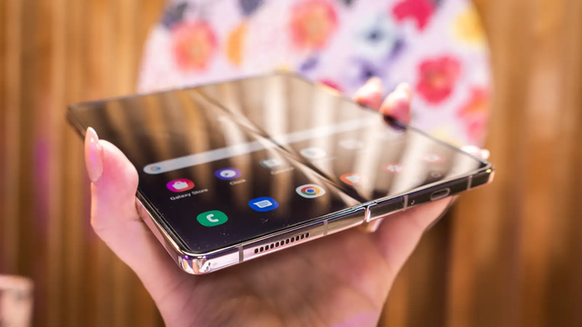 20220810GalaxyZFold4
