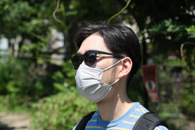 日常のuv対策に取り入れたい 室内でもはずさなくていい調光 偏光サングラス Sorge Re ギズモード ジャパン