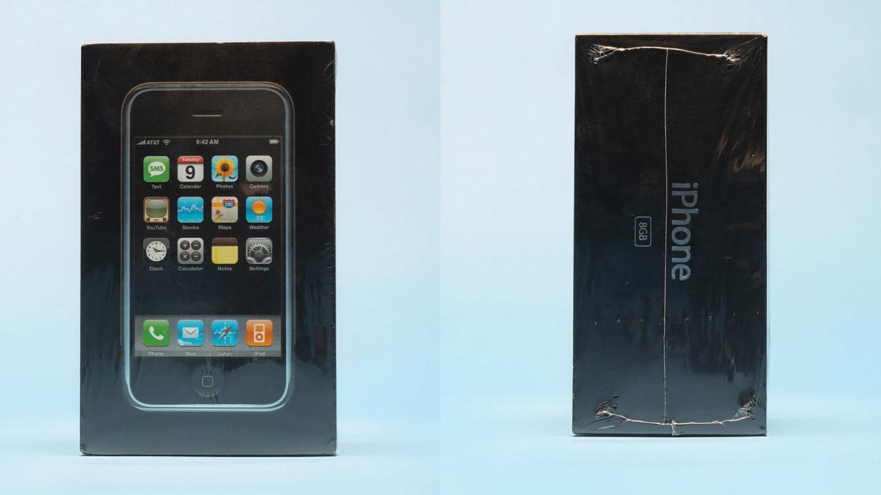 初代iPhone、約485万円で落札される