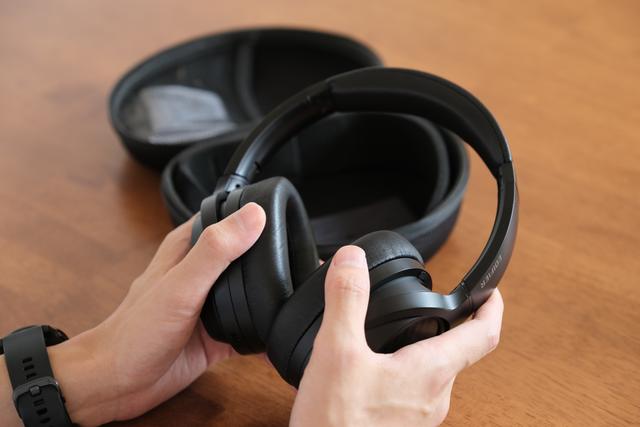 220904staxheadphone_05