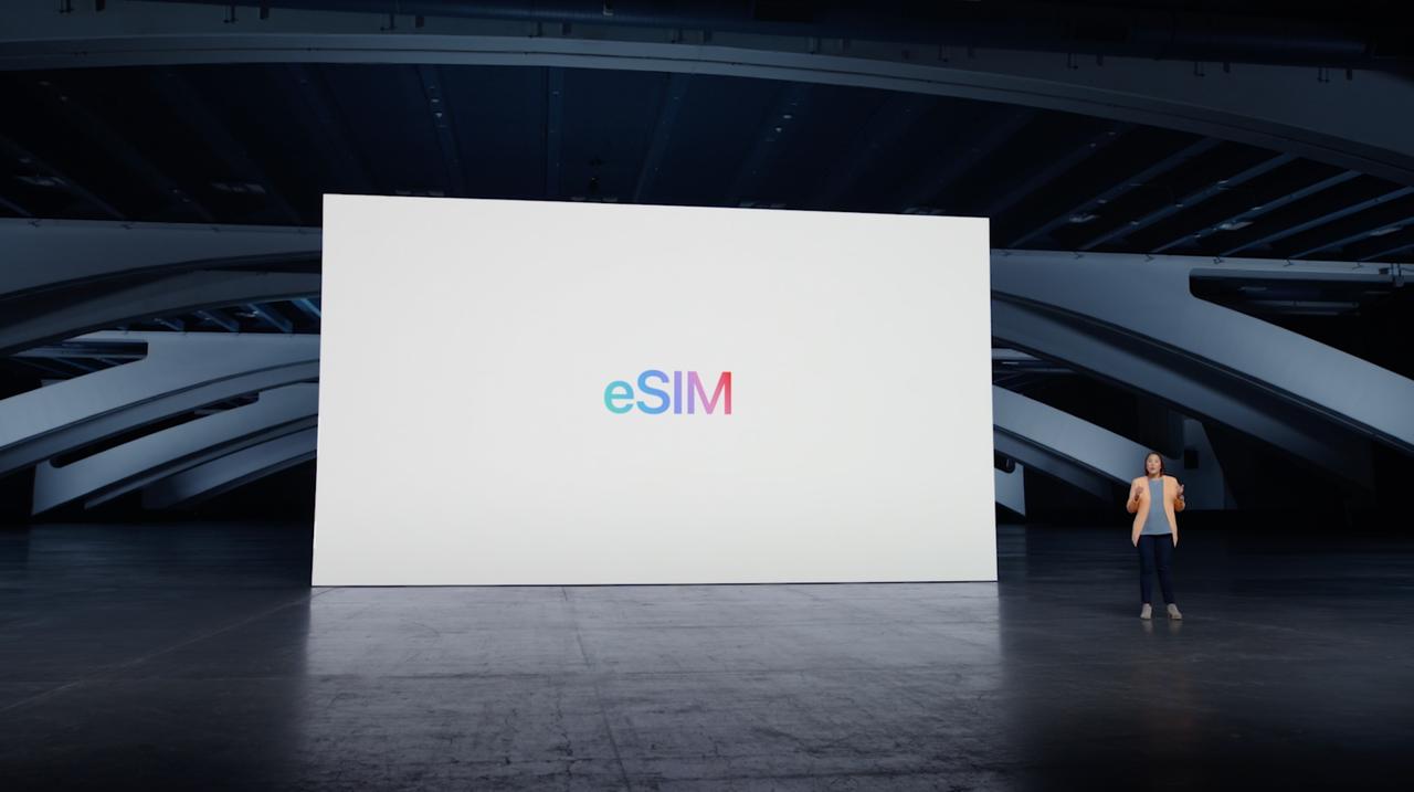 アメリカのiPhone 14は、全機種eSIMになってSIMカードを入れる必要がなくなるらしい。で、eSIMってなに？ #AppleEvent