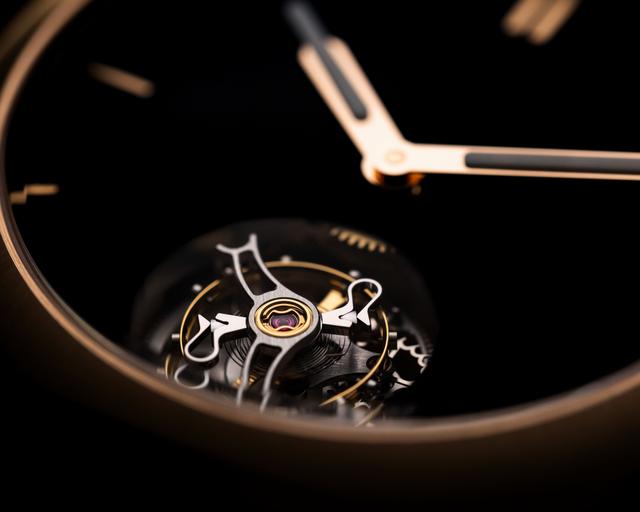 StreamlinerTourbillonVantablack02
