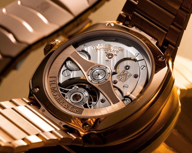 StreamlinerTourbillonVantablack03