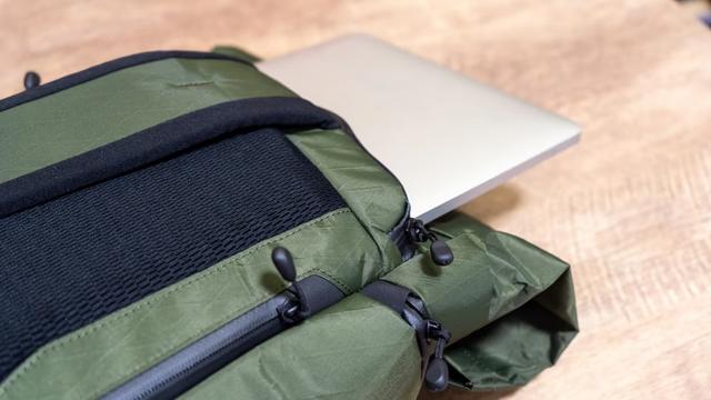 MODERNPACK16Lreview09