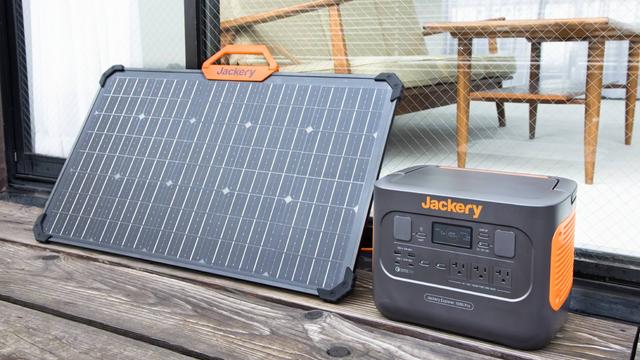 未使用 災害時の備えに‼️Jackeryソーラーパネル60