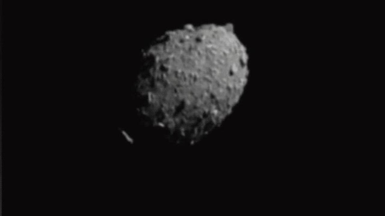 NASAの宇宙探査機｢DART｣、小惑星への体当たりに成功する