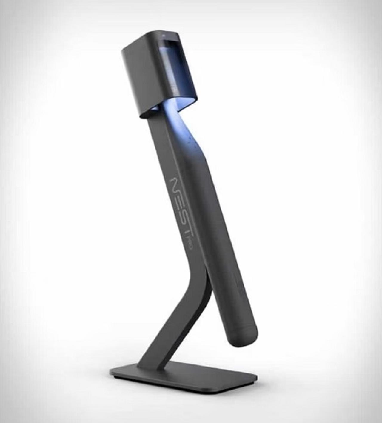 歯磨き粉が内蔵された携帯用次世代歯ブラシ Nest Brush が画期的 ギズモード ジャパン