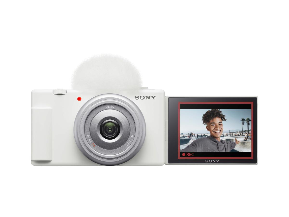 ソニーの最新VLOGCAM「ZV-1F」はキュートでワイドな単焦点コンデジ 